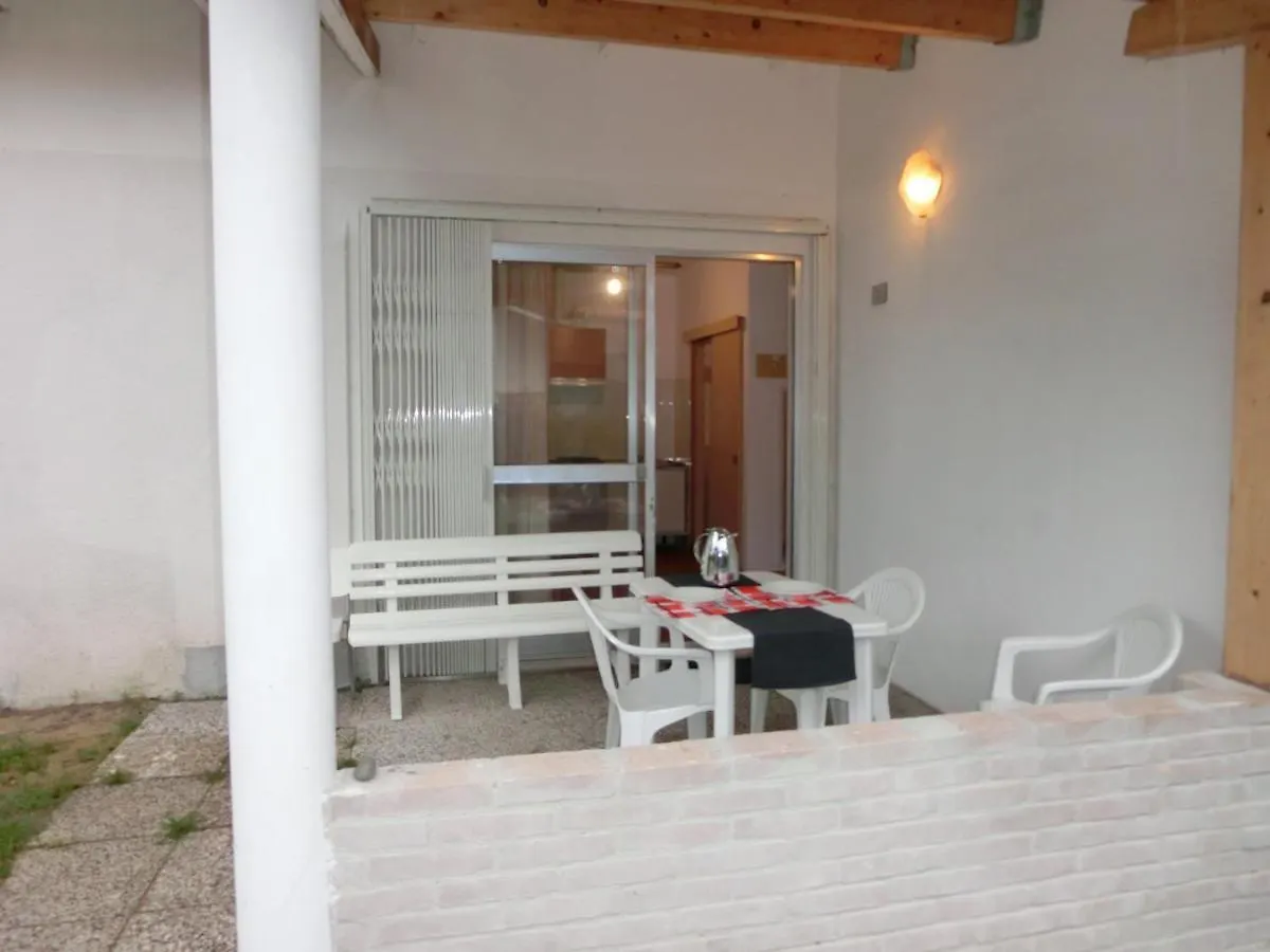 Two-Bedroom Villa In Bibione Pineda - Beahost Apartment