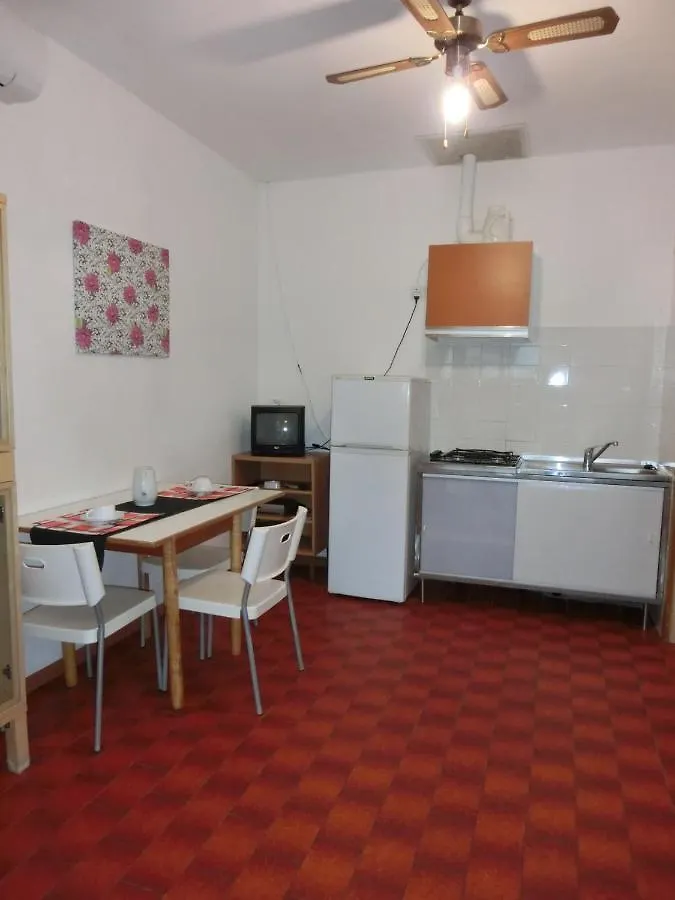 Apartment Two-Bedroom Villa In Bibione Pineda - Beahost