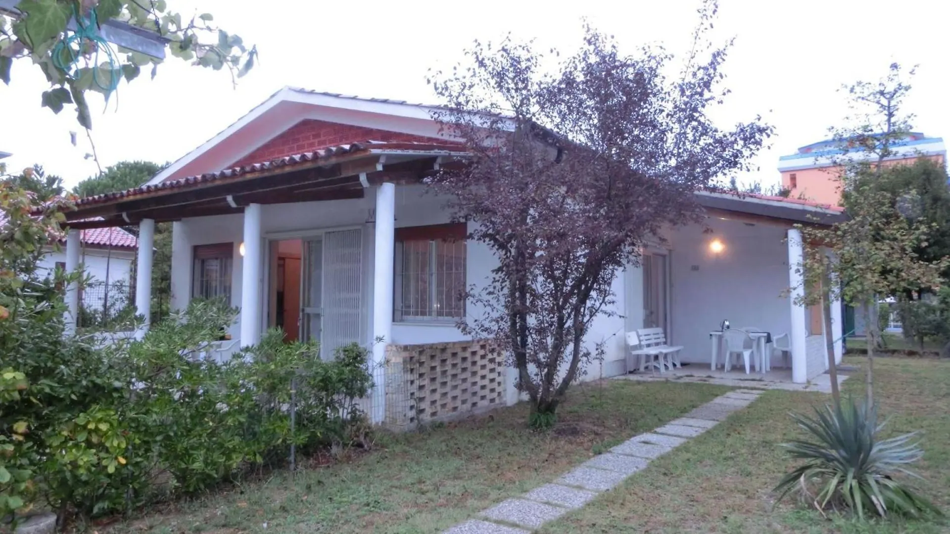 Apartment Two-Bedroom Villa In Bibione Pineda - Beahost Italy